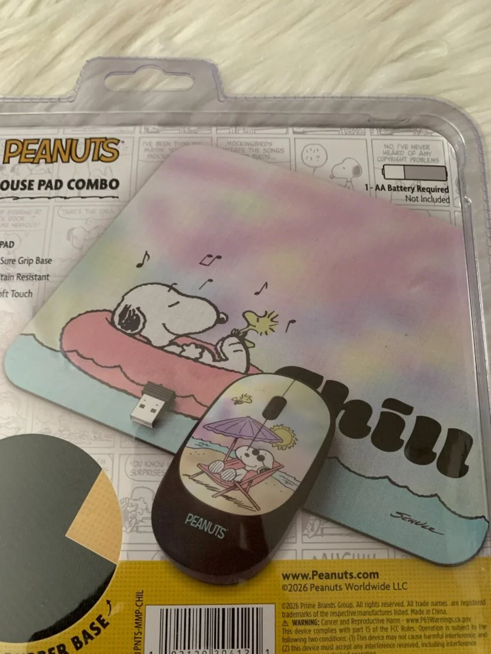 PEANUTS Snoopy & Woodstock Chilling on the Beach Wireless Mouse & Mouse Pad Set